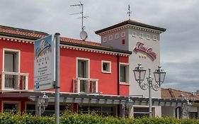 Hotel Fuori Città